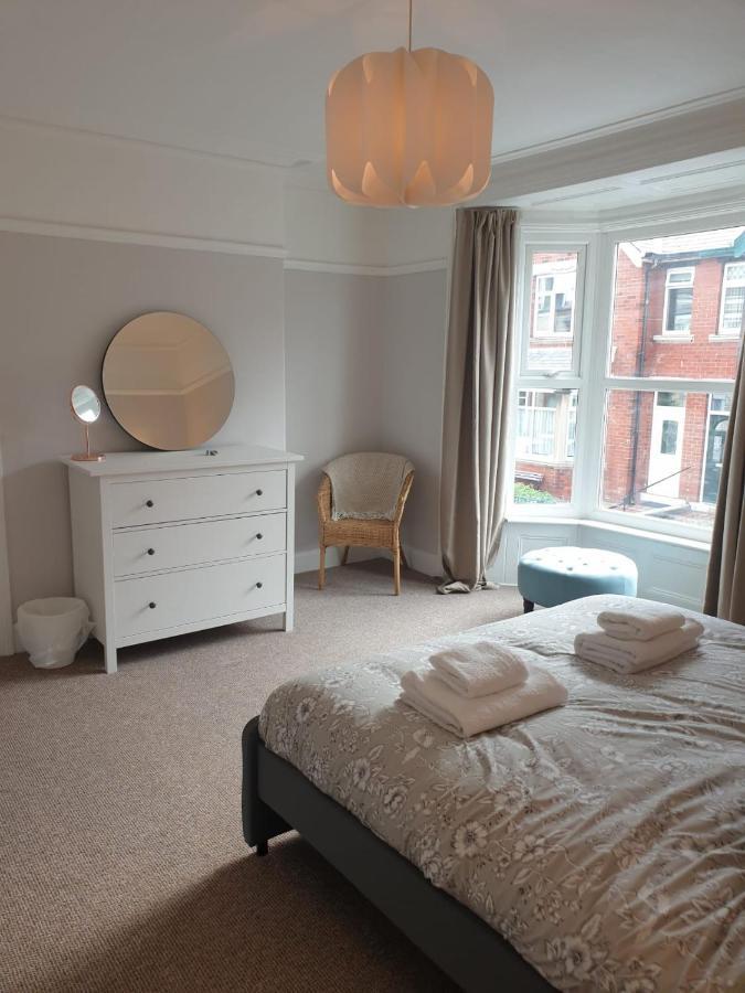 Sunset House - Whitby Townhouse Near The Sea Sleeps 8 Villa Luaran gambar